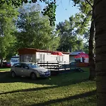 Marina Tynec N. L. - Tatil parkı