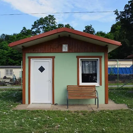 Marina Týnec N. L. - Prázdninový areál Týnec nad Labem