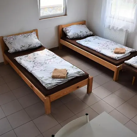 Marina Tynec N. L. - Kemp Ferienpark Týnec nad Labem