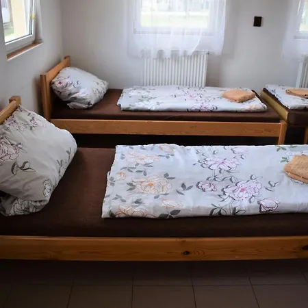 Prázdninový areál Marina Týnec N. L. -