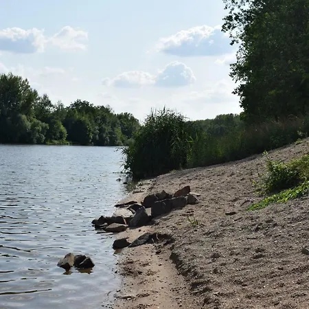 Prázdninový areál Marina Týnec N. L. -