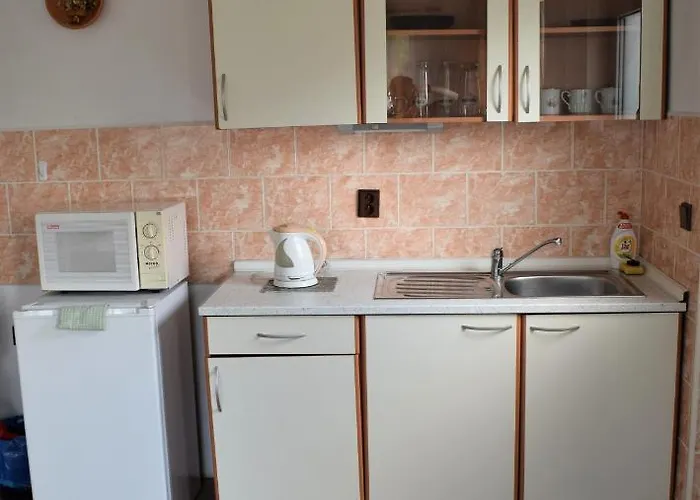 Marina Tynec N. L. - Týnec nad Labem