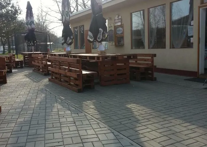 Semesterpark Marina Tynec N. L. - Týnec nad Labem