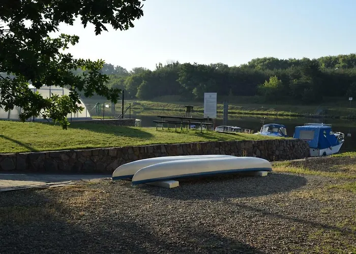 Marina Tynec N. L. - Týnec nad Labem